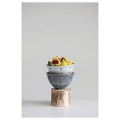 Stoneware Berry Bowl with Glaze